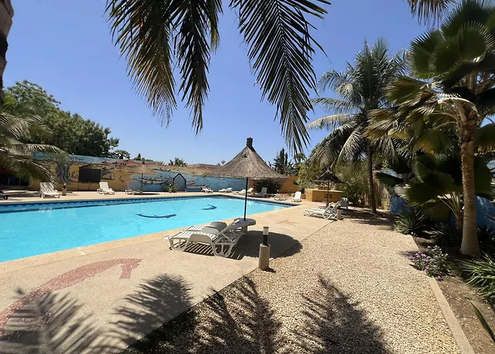 Magnifica Villa En Corazon De Saly ! Con Piscina